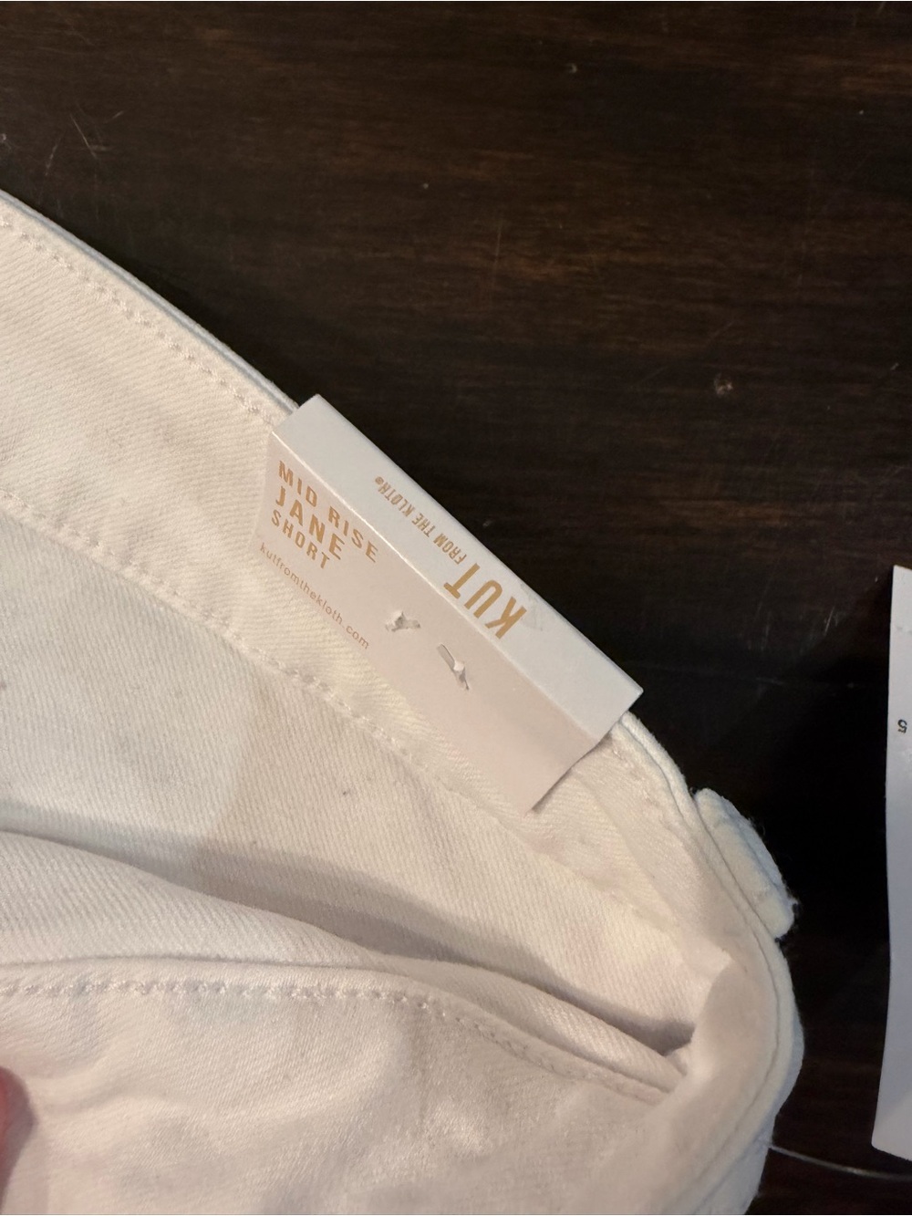 NWT ✨ Kut from the Kloth white Cargo Pocket Jane Shorts mid rise size 4 - Picture 5 of 7